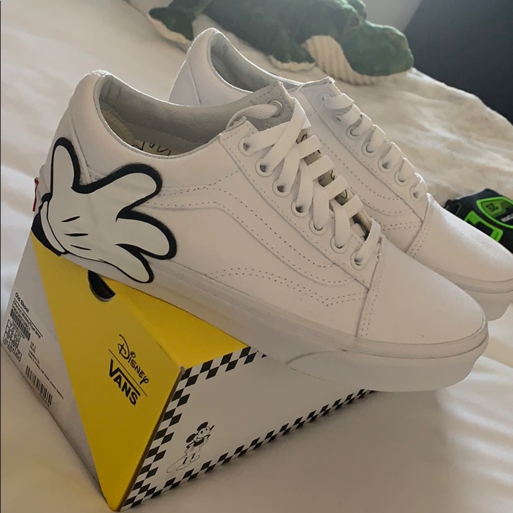 Vans x Disney